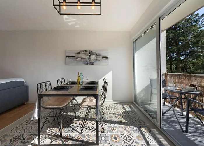 Marines-5 By Interhome